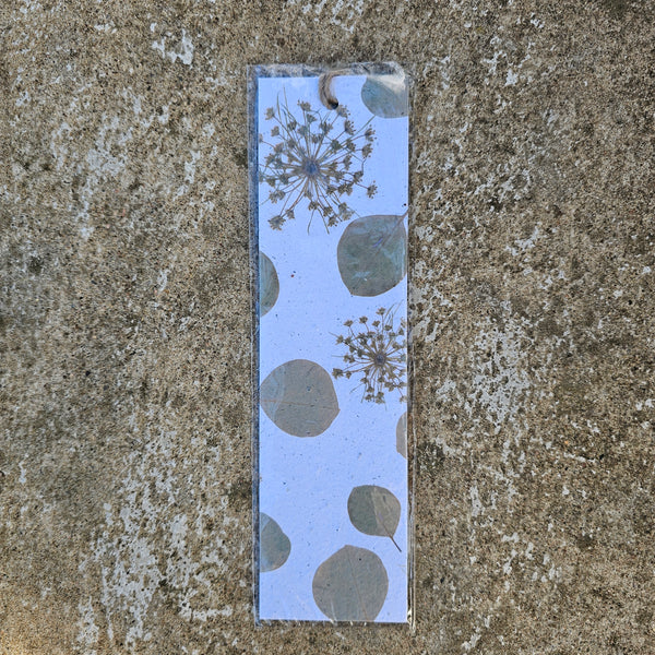 Dancing Script - Growing Paper Bookmark