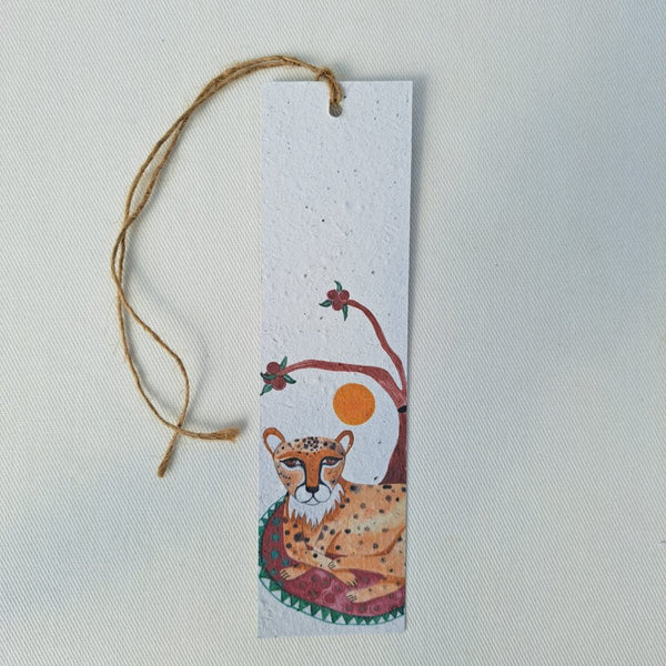 Cheetah - Growing Paper Bookmark