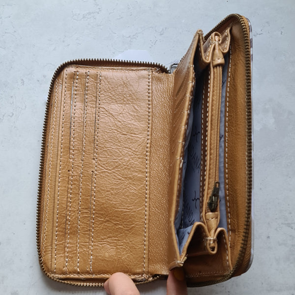 Ladies Large Purse - Hazelnut