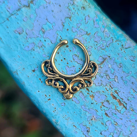 Brass Swirl Septum Ring - Clip On