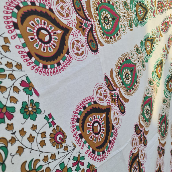 Candy Crush Queen Mandala Throw