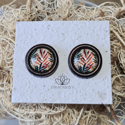 Leaf 1 - Wooden Dome Earrings
