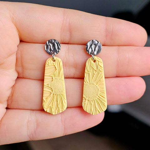 Polymer Clay Earring - LD684